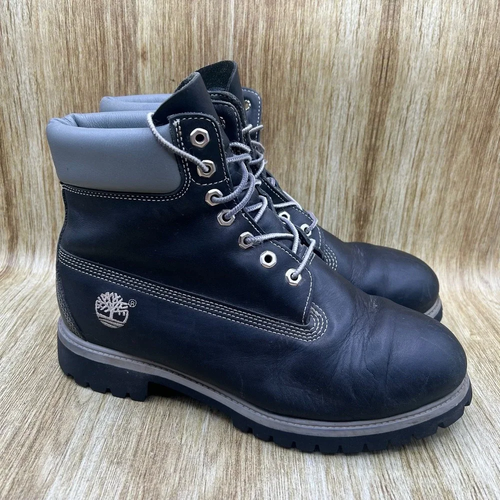 Timberland 6-Inch Premium Boot Men's Size 10.5 W Black Leather Grey Collar 31181